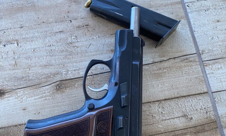 Satılık TABANCA – CZ 75 – 9mm (9x19mm) – Taşıma Ruhsatlı – Ankara – İlan 7202 – Görsel 7203
