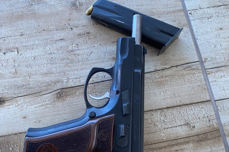 Satılık TABANCA – CZ 75 – 9mm (9x19mm) – Taşıma Ruhsatlı – Ankara – İlan 7202 – Görsel 7203