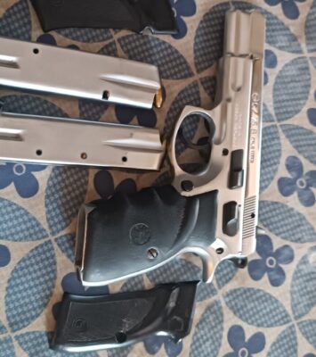 Satılık TABANCA – CZ 75 – 9mm (9x19mm) – Taşıma Ruhsatlı – Ankara – İlan 7773 – Görsel 7775