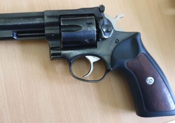 Satılık TABANCA – Ruger GP100 – 357 Magnum – Taşıma Ruhsatlı – Ankara – İlan 7885 – Görsel 7886