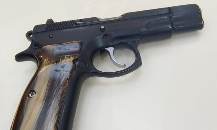 Satılık TABANCA – CZ 75 – 9mm (9x19mm) – Taşıma Ruhsatlı – Kahramanmaraş – İlan 7556 – Görsel 7559