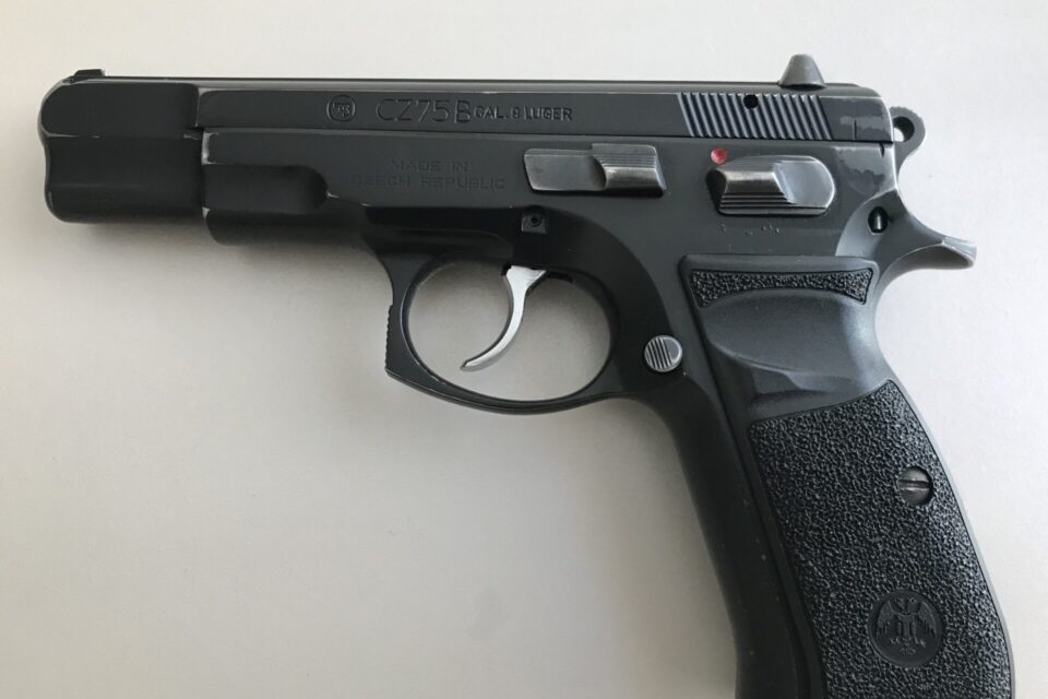 Satılık TABANCA – CZ 75 – 9mm (9x19mm) – Taşıma Ruhsatlı – Samsun – İlan 8913 – Görsel 8915