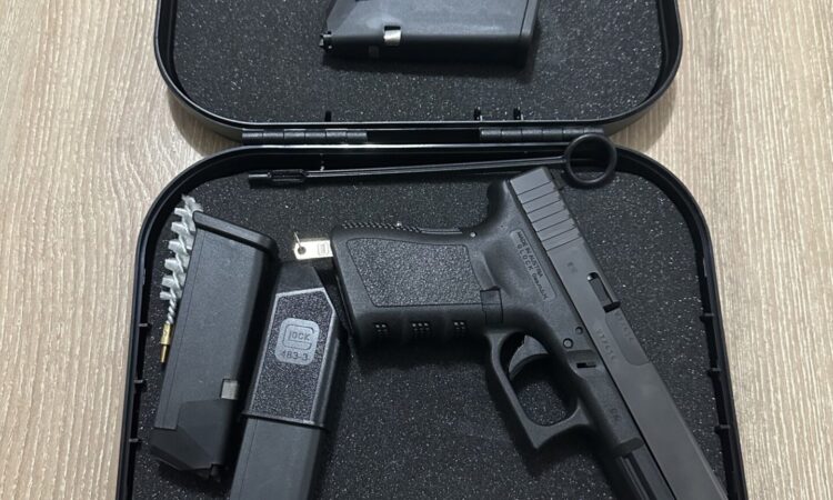 Satılık TABANCA – Glock 19 – 9mm (9x19mm) – Taşıma Ruhsatlı – İstanbul – İlan 10040 – Görsel 10041