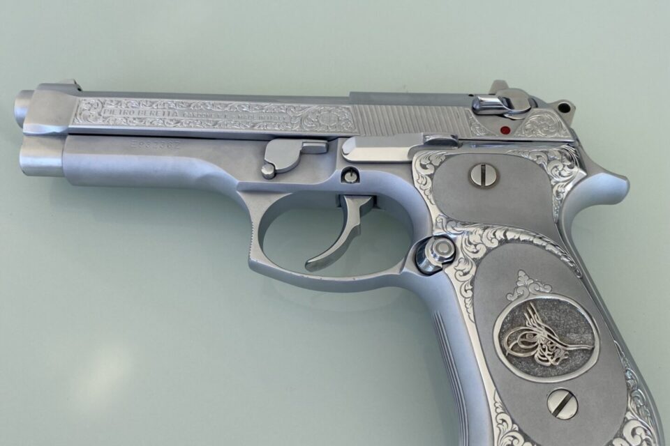 Satılık TABANCA – Beretta 92 – 9mm (9x19mm) – Bulundurma Ruhsatlı – Adana – İlan 10371 – Görsel 10372