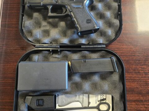 Satılık TABANCA – Glock 19 – 9mm (9x19mm) – Taşıma Ruhsatlı – Van – İlan 10398 – Görsel 10399