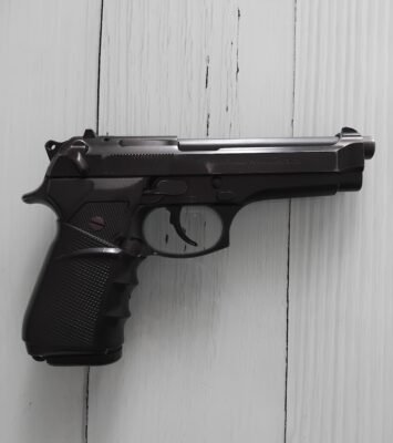 Satılık TABANCA – Beretta 92 – 9mm (9x19mm) – Taşıma Ruhsatlı – Sakarya – İlan 10859 – Görsel 10861