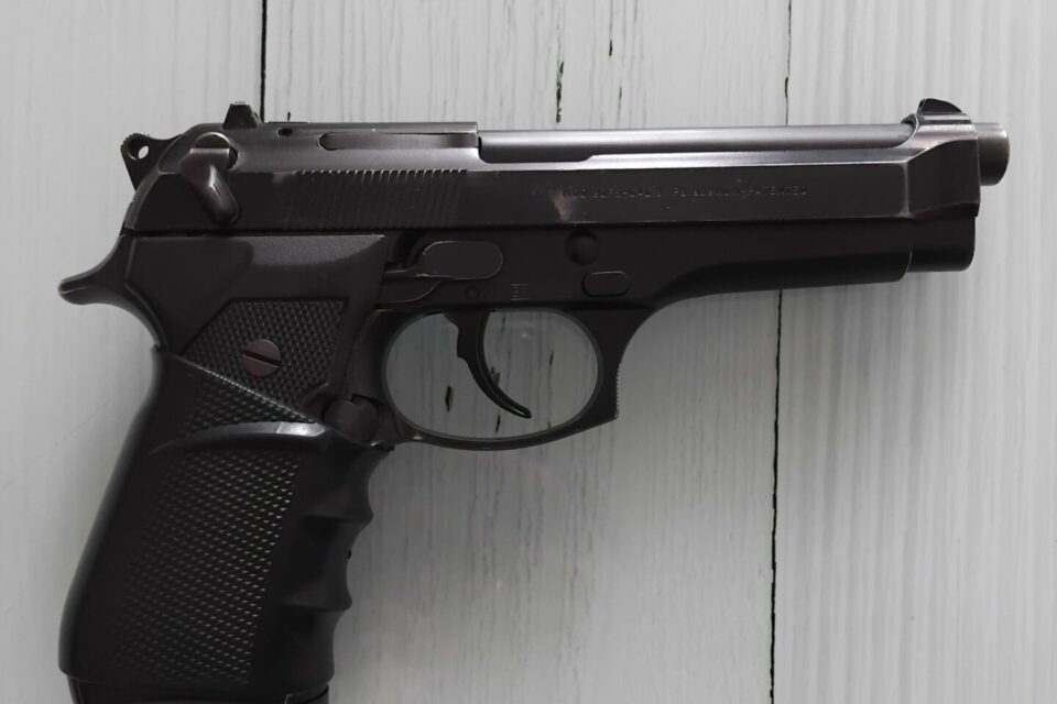 Satılık TABANCA – Beretta 92 – 9mm (9x19mm) – Taşıma Ruhsatlı – Sakarya – İlan 10859 – Görsel 10861