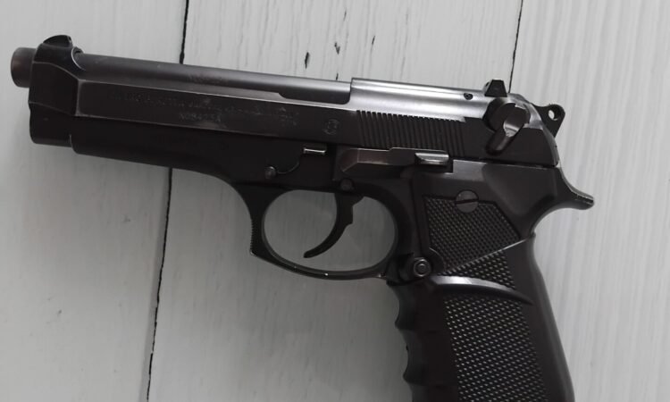 Satılık TABANCA – Beretta 92 – 9mm (9x19mm) – Taşıma Ruhsatlı – Sakarya – İlan 10859 – Görsel 10860