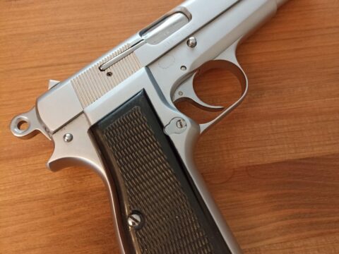 Satılık TABANCA – Browning HP (14'lü) – 9mm (9x19mm) – Taşıma Ruhsatlı – İzmir – İlan 10713 – Görsel 10714