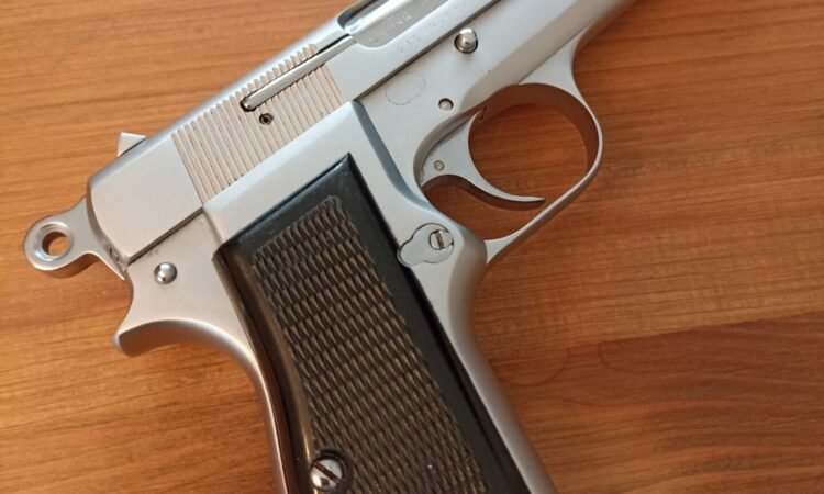 Satılık TABANCA – Browning HP (14'lü) – 9mm (9x19mm) – Taşıma Ruhsatlı – İzmir – İlan 10713 – Görsel 10714