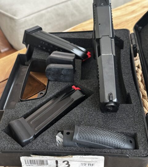 Satılık TABANCA – CZ P-10 – 9mm (9x19mm) – Taşıma Ruhsatlı – Ankara – İlan 10946 – Görsel 10947