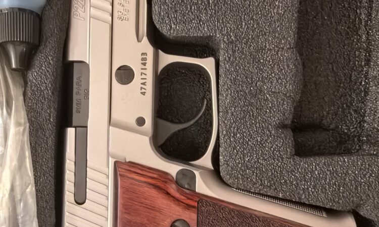 Satılık TABANCA – Sig Sauer P226 – 9mm (9x19mm) – Taşıma Ruhsatlı – İzmir – İlan 10643 – Görsel 10645