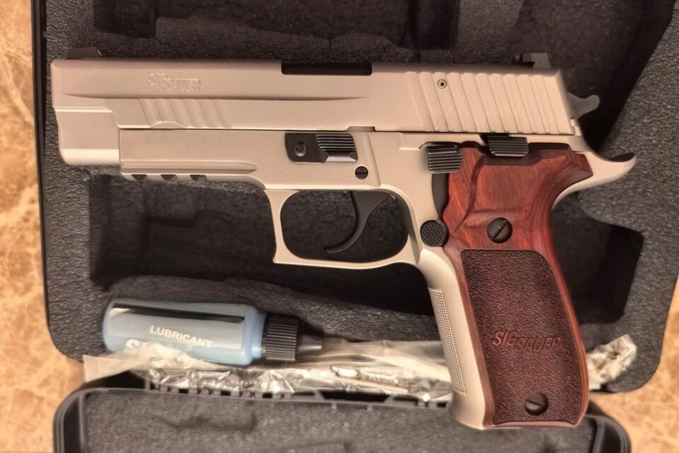 Satılık TABANCA – Sig Sauer P226 – 9mm (9x19mm) – Taşıma Ruhsatlı – İzmir – İlan 10643 – Görsel 10644