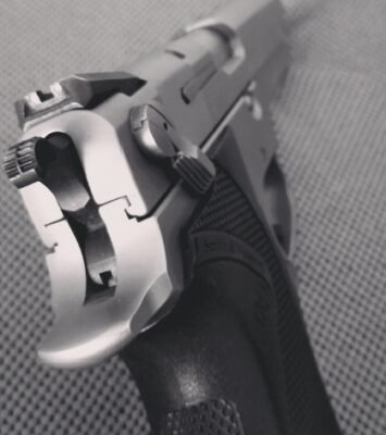 Satılık TABANCA – Smith & Wesson 5906 – 9mm (9x19mm) – Bulundurma Ruhsatlı – Amasya – İlan 11014 – Görsel 11015