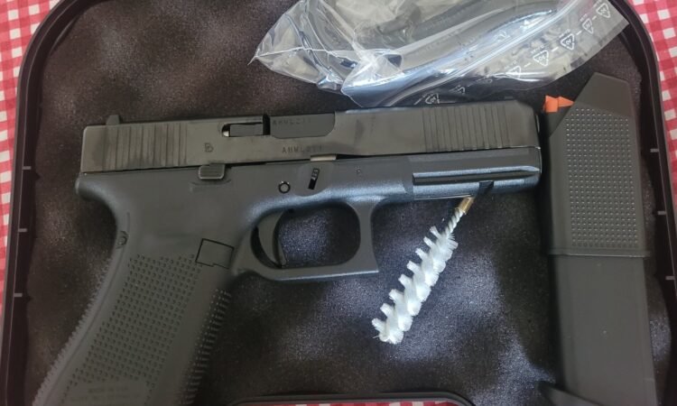 Satılık TABANCA – Glock 17 – 9mm (9x19mm) – Taşıma Ruhsatlı – İstanbul – İlan 11263 – Görsel 11264
