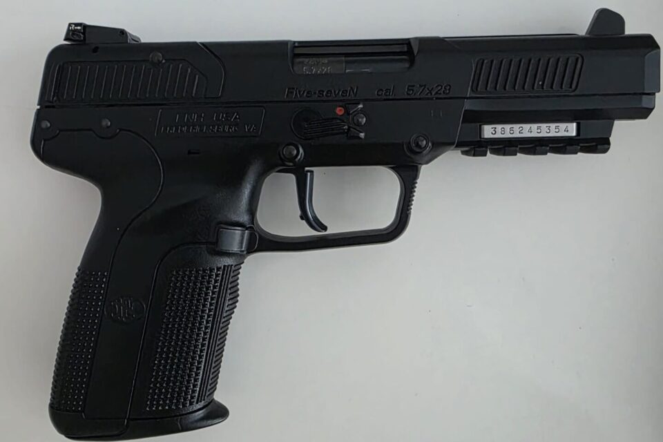 Satılık TABANCA – FN Five-seven – 5.7×28mm – Taşıma Ruhsatlı – İstanbul – İlan 11240 – Görsel 11243
