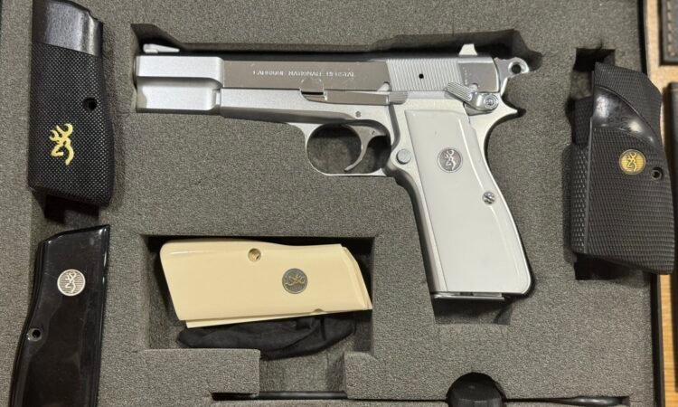 Banka Müdüründen Temiz Browning 14 lü | Silah ilanı # 1 Banka Müdüründen Temiz Browning 14 lü - Silahilan.com