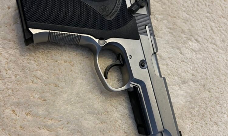 Satılık TABANCA – Smith & Wesson 5906 – 9mm (9x19mm) – Bulundurma Ruhsatlı – İstanbul – İlan 12007 – Görsel 12011