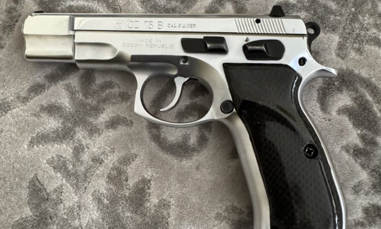 Satılık TABANCA – CZ 75 – 9mm (9x19mm) – Taşıma Ruhsatlı – Ankara – İlan 11729 – Görsel 11730