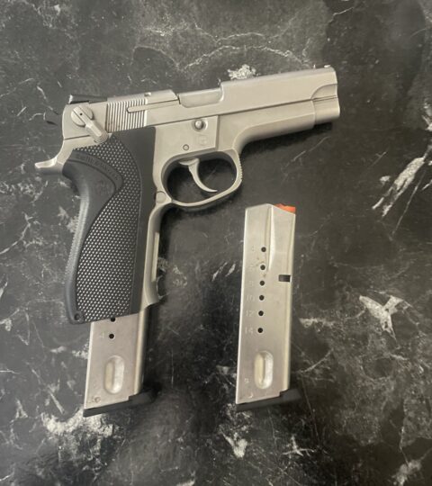 Satılık TABANCA – Smith & Wesson 5906 – 9mm (9x19mm) – Bulundurma Ruhsatlı – İstanbul – İlan 13258 – Görsel 13260