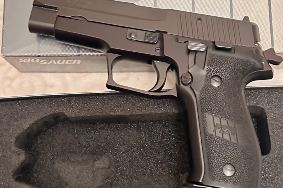 Satılık TABANCA – Sig Sauer P226 – 9mm (9x19mm) – Bulundurma Ruhsatlı – Ankara – İlan 13247 – Görsel 13248