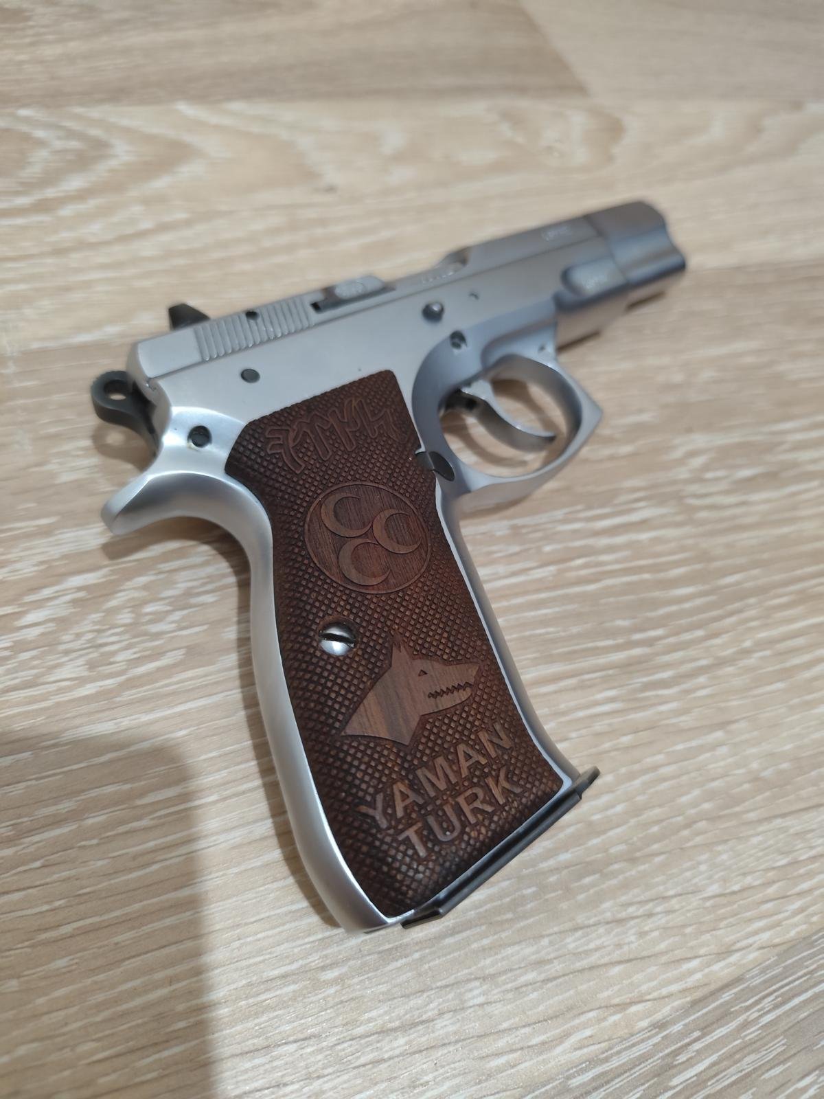 Satılık TABANCA – CZ 75 – 9mm (9x19mm) – Taşıma Ruhsatlı – Balıkesir – İlan 13221 – Görsel 13222