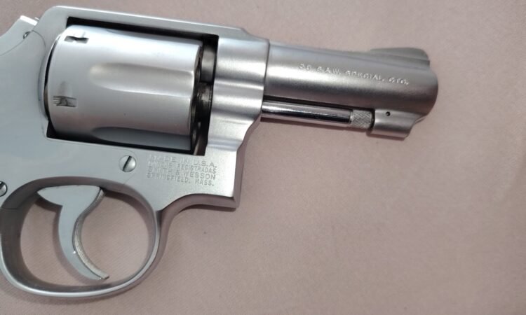Satılık TABANCA – Smith & Wesson Model 10 – 38 Special – Taşıma Ruhsatlı – Elazığ – İlan 13689 – Görsel 13690