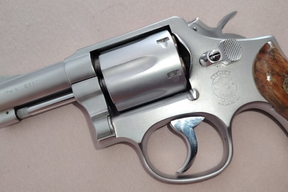 Satılık TABANCA – Smith & Wesson Model 10 – 38 Special – Taşıma Ruhsatlı – Elazığ – İlan 13689 – Görsel 13691