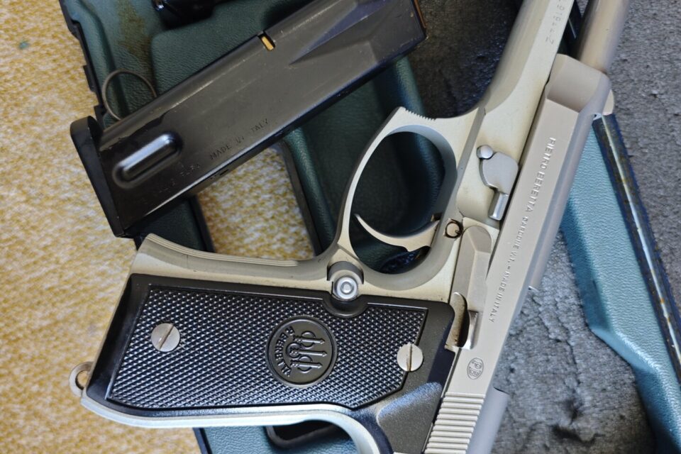 Satılık TABANCA – Beretta 92 – 9mm (9x19mm) – Bulundurma Ruhsatlı – Ankara – İlan 13747 – Görsel 13748