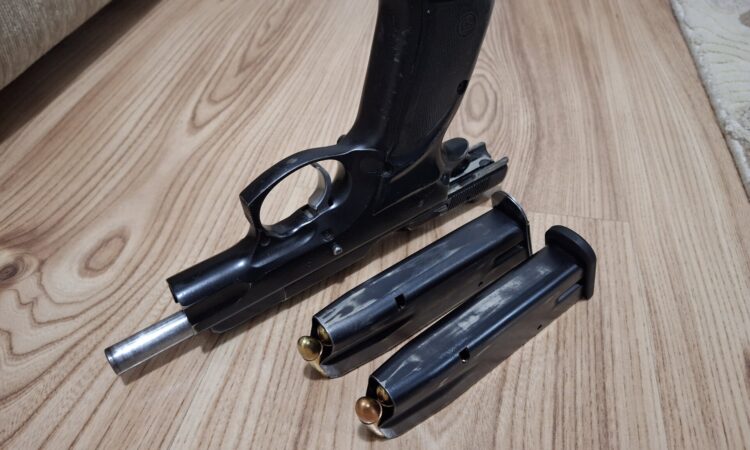 Satılık TABANCA – CZ 75 – 9mm (9x19mm) – Taşıma Ruhsatlı – Balıkesir – İlan 13653 – Görsel 13656