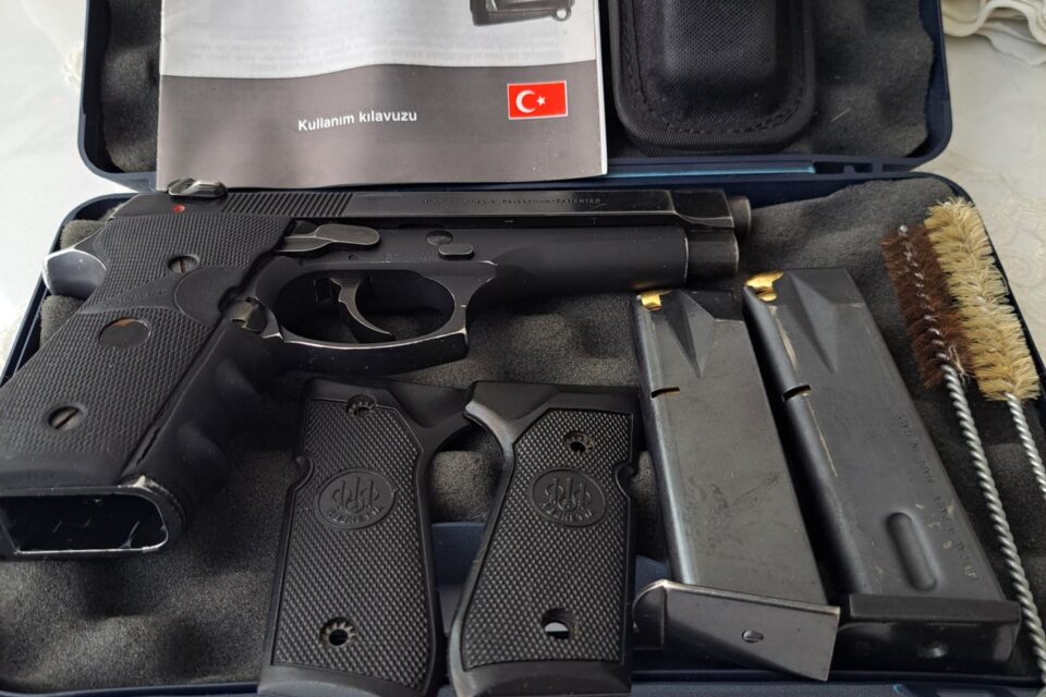 Satılık TABANCA – Beretta 92 – 9mm (9x19mm) – Taşıma Ruhsatlı – İzmir – İlan 13752 – Görsel 13757