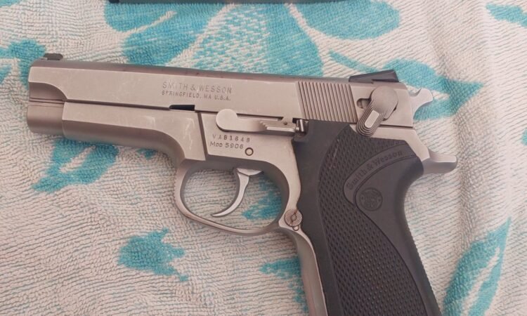 Satılık TABANCA – Smith & Wesson 5906 – 9mm (9x19mm) – Bulundurma Ruhsatlı – Bursa – İlan 13859 – Görsel 13861