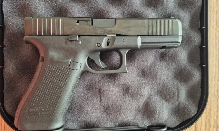 Glock g17 gen5 hiç kullanılmamış | Silah ilanı # 1 Satılık TABANCA – Glock 17 – 9mm (9x19mm) – Taşıma Ruhsatlı – Balıkesir – İlan 13733 – Görsel 13735