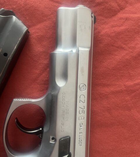 Satılık TABANCA – CZ 75 – 9mm (9x19mm) – Taşıma Ruhsatlı – Ankara – İlan 13615 – Görsel 13617