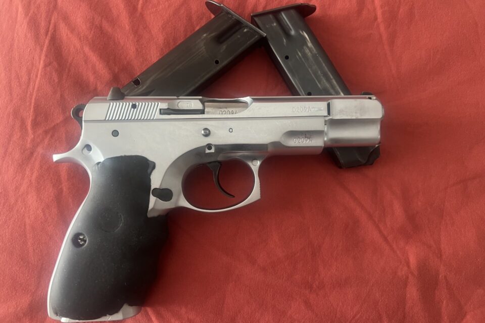 Satılık TABANCA – CZ 75 – 9mm (9x19mm) – Taşıma Ruhsatlı – Ankara – İlan 13615 – Görsel 13619