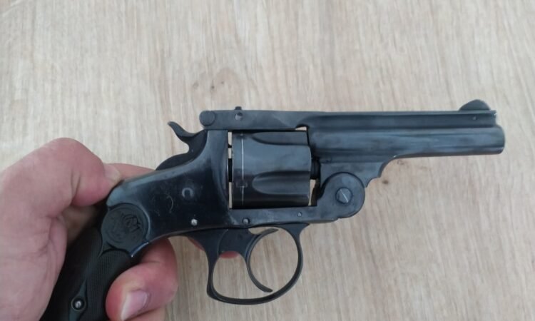 Satılık TABANCA – Smith & Wesson Model 2 – 38 Special – Bulundurma Ruhsatlı – Niğde – İlan 14010 – Görsel 14014