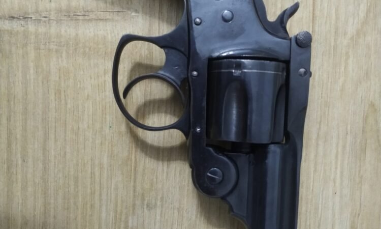 Satılık TABANCA – Smith & Wesson Model 2 – 38 Special – Bulundurma Ruhsatlı – Niğde – İlan 14010 – Görsel 14011