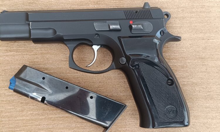 Satılık TABANCA – CZ 75 – 9mm (9x19mm) – Bulundurma Ruhsatlı – Ankara – İlan 13862 – Görsel 13865