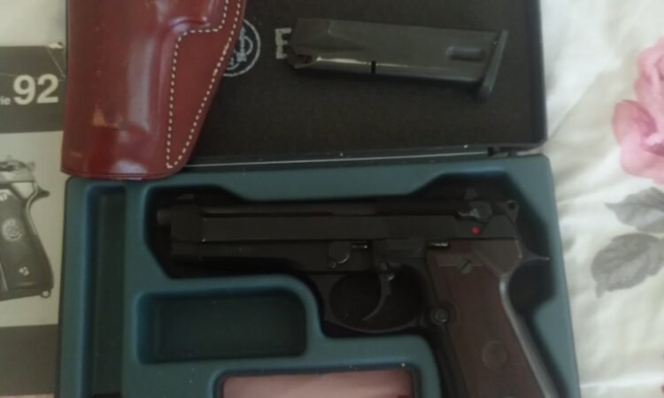 Satılık TABANCA – Beretta 92 – 9mm (9x19mm) – Bulundurma Ruhsatlı – Sakarya – İlan 14284 – Görsel 14287