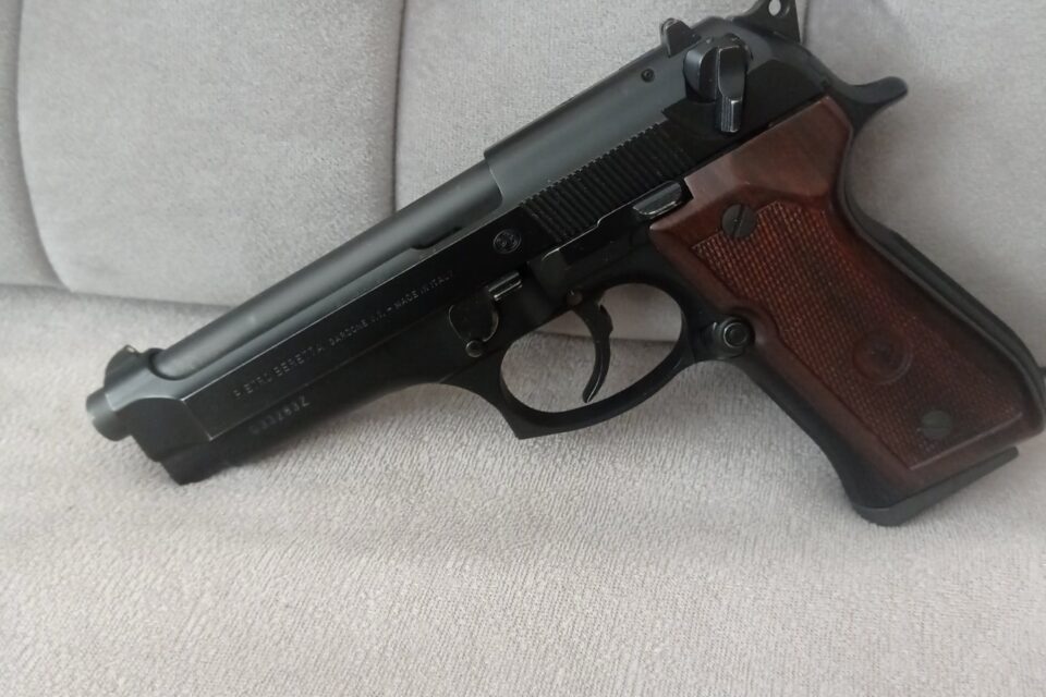 Satılık TABANCA – Beretta 92 – 9mm (9x19mm) – Bulundurma Ruhsatlı – Sakarya – İlan 14284 – Görsel 14286