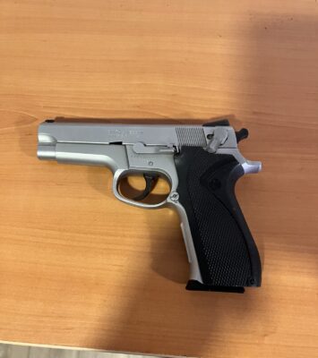 Satılık TABANCA – Smith & Wesson 5906 – 9mm (9x19mm) – Bulundurma Ruhsatlı – İstanbul – İlan 13394 – Görsel 13395