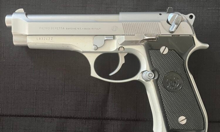 Satılık TABANCA – Beretta 92 – 9mm (9x19mm) – Taşıma Ruhsatlı – İstanbul – İlan 14296 – Görsel 14297