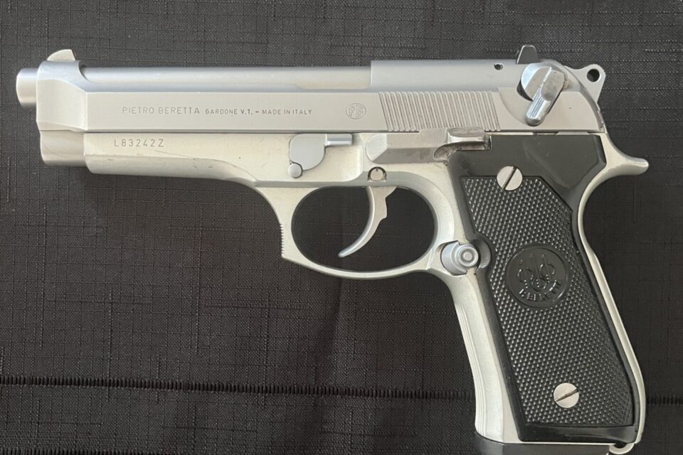 Satılık TABANCA – Beretta 92 – 9mm (9x19mm) – Taşıma Ruhsatlı – İstanbul – İlan 14296 – Görsel 14297