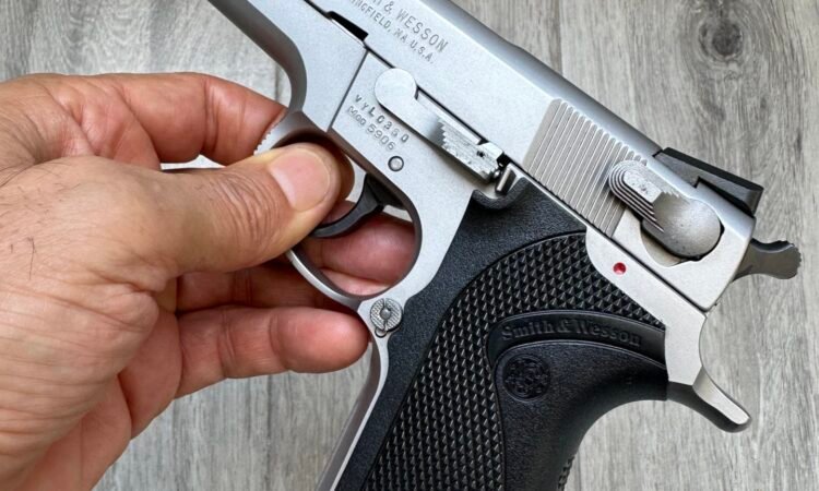 Satılık TABANCA – Smith & Wesson 5906 – 9mm (9x19mm) – Bulundurma Ruhsatlı – Ankara – İlan 13924 – Görsel 13929