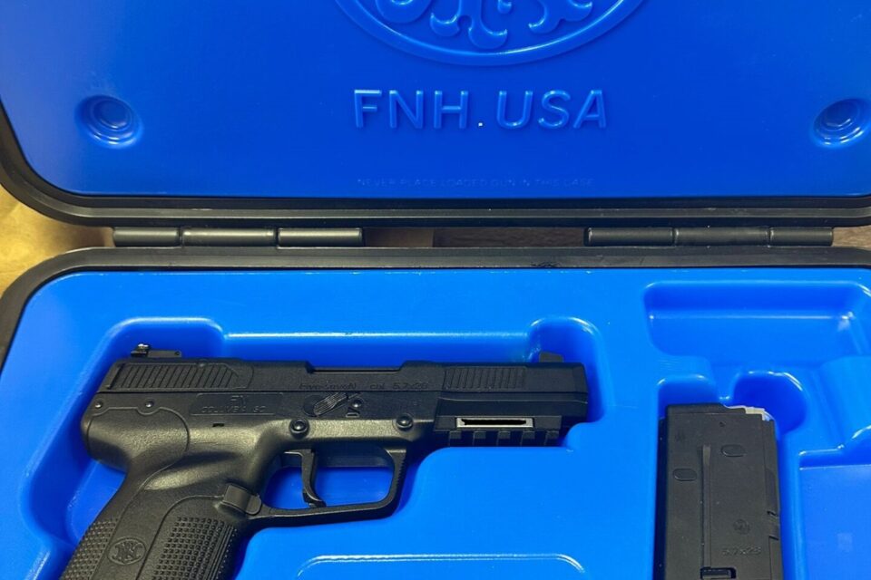 Satılık TABANCA – FN Five-seven – 5.7×28mm – Taşıma Ruhsatlı – Ankara – İlan 13769 – Görsel 13770