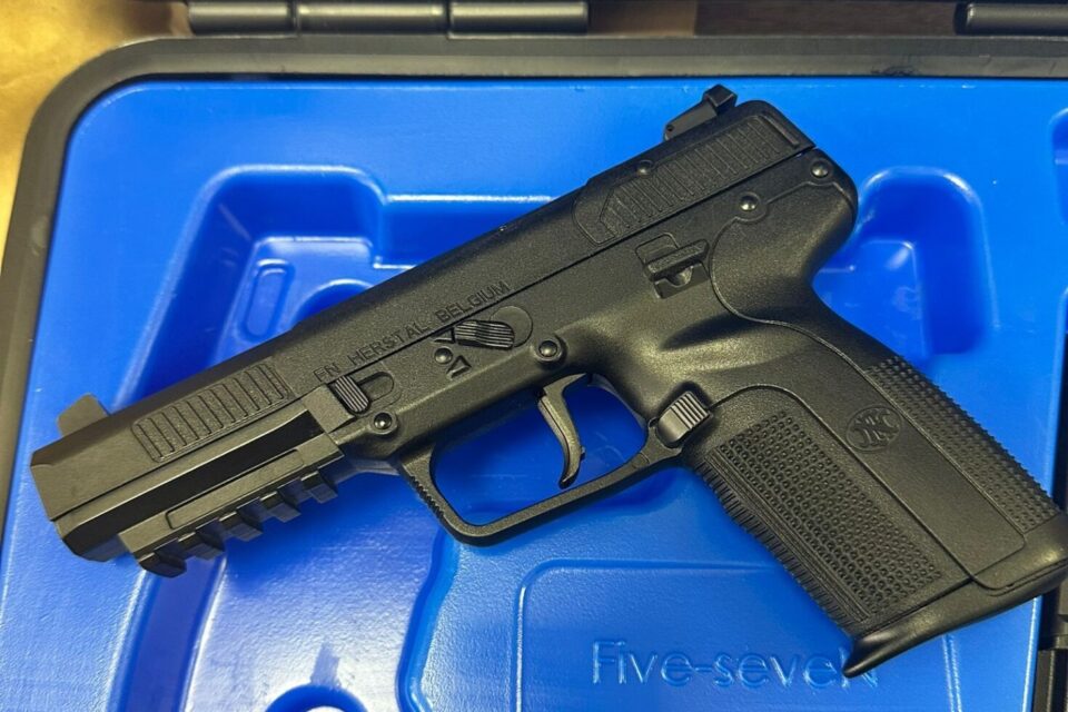 Satılık TABANCA – FN Five-seven – 5.7×28mm – Taşıma Ruhsatlı – Ankara – İlan 13769 – Görsel 13773