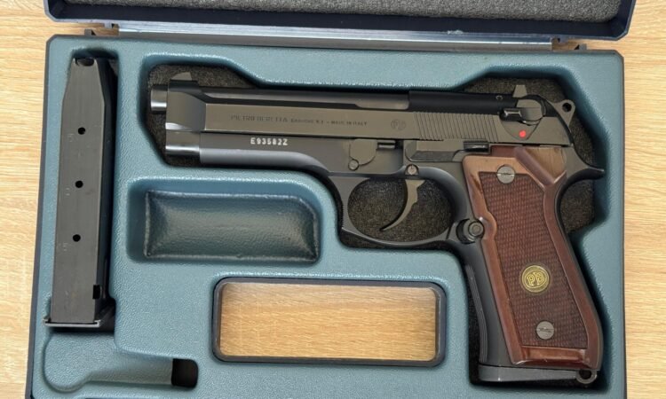 Satılık TABANCA – Beretta 92 – 9mm (9x19mm) – Bulundurma Ruhsatlı – Samsun – İlan 16360 – Görsel 16361