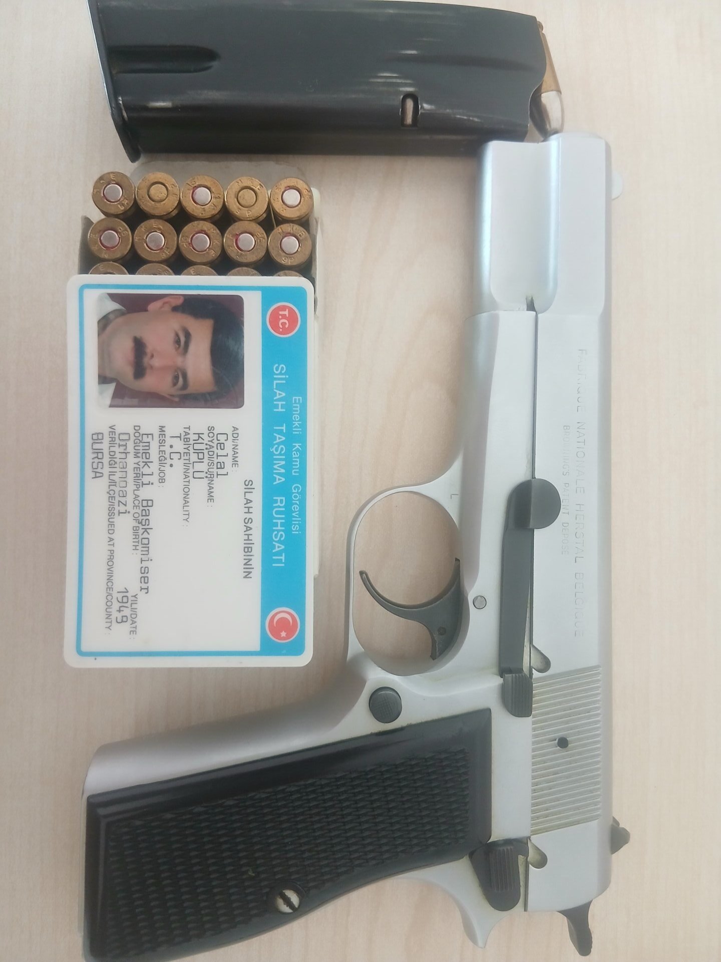 Browning 14'lü 245 PM 9mm | Silah ilanı # 9 Satılık TABANCA – Browning HP (14'lü) – 9mm Browning Long – Taşıma Ruhsatlı – Bursa – İlan 15269 – Görsel 15271