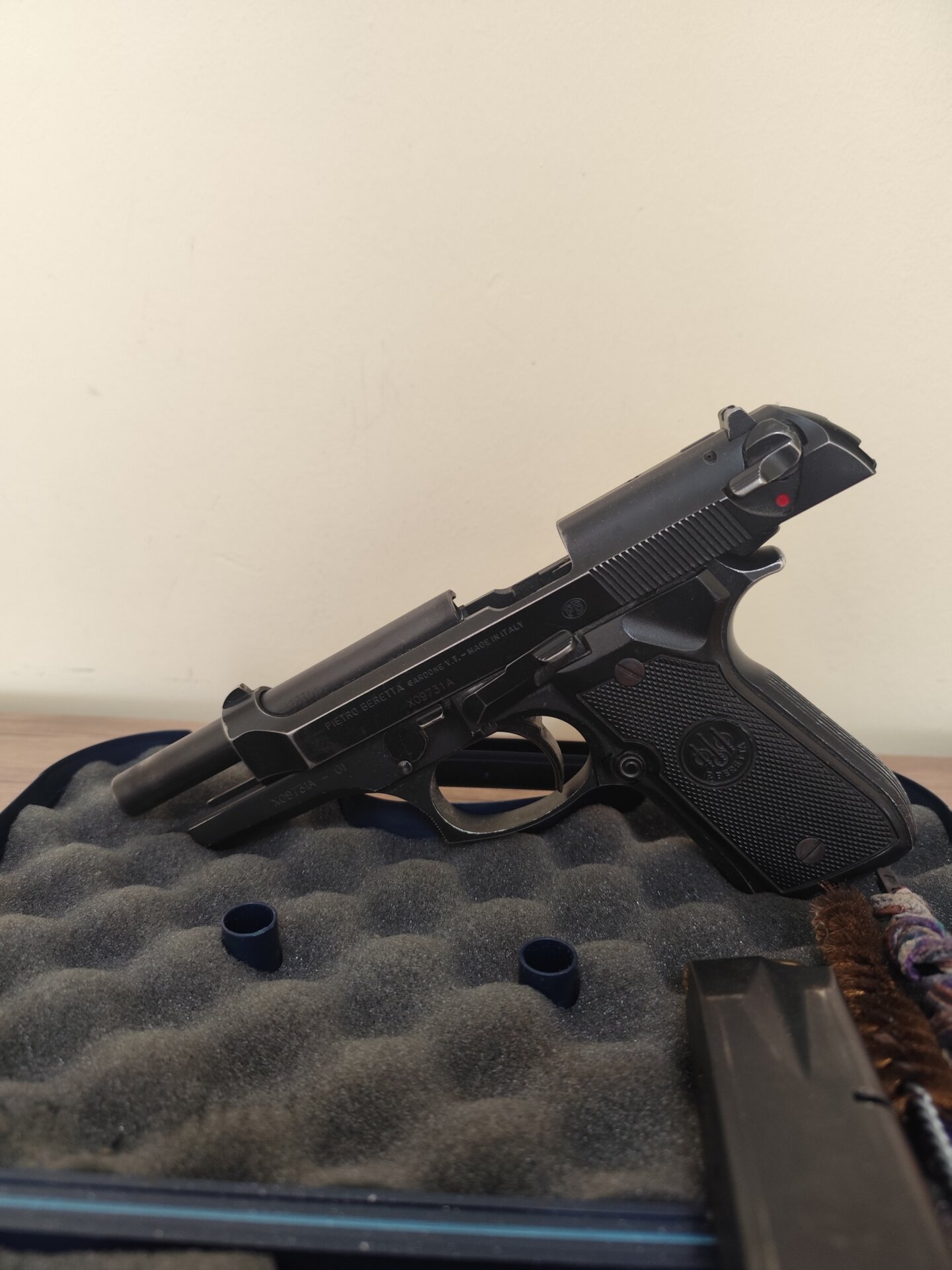 Satılık TABANCA – Beretta 92 – 9mm (9x19mm) – Taşıma Ruhsatlı – Ankara – İlan 14642 – Görsel 14643