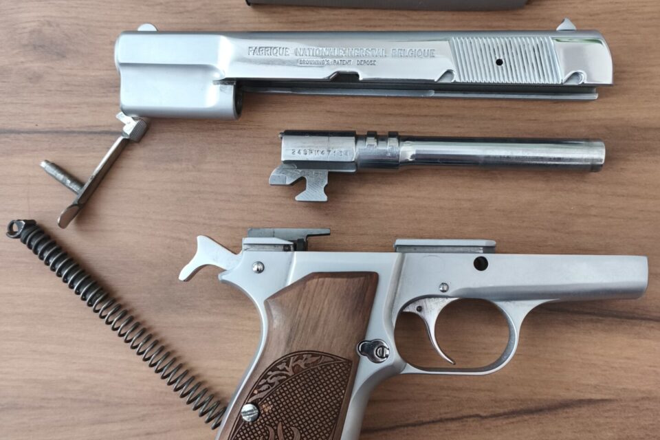 Satılık TABANCA – Browning HP (14'lü) – 9mm (9x19mm) – Taşıma Ruhsatlı – İstanbul – İlan 15000 – Görsel 15010